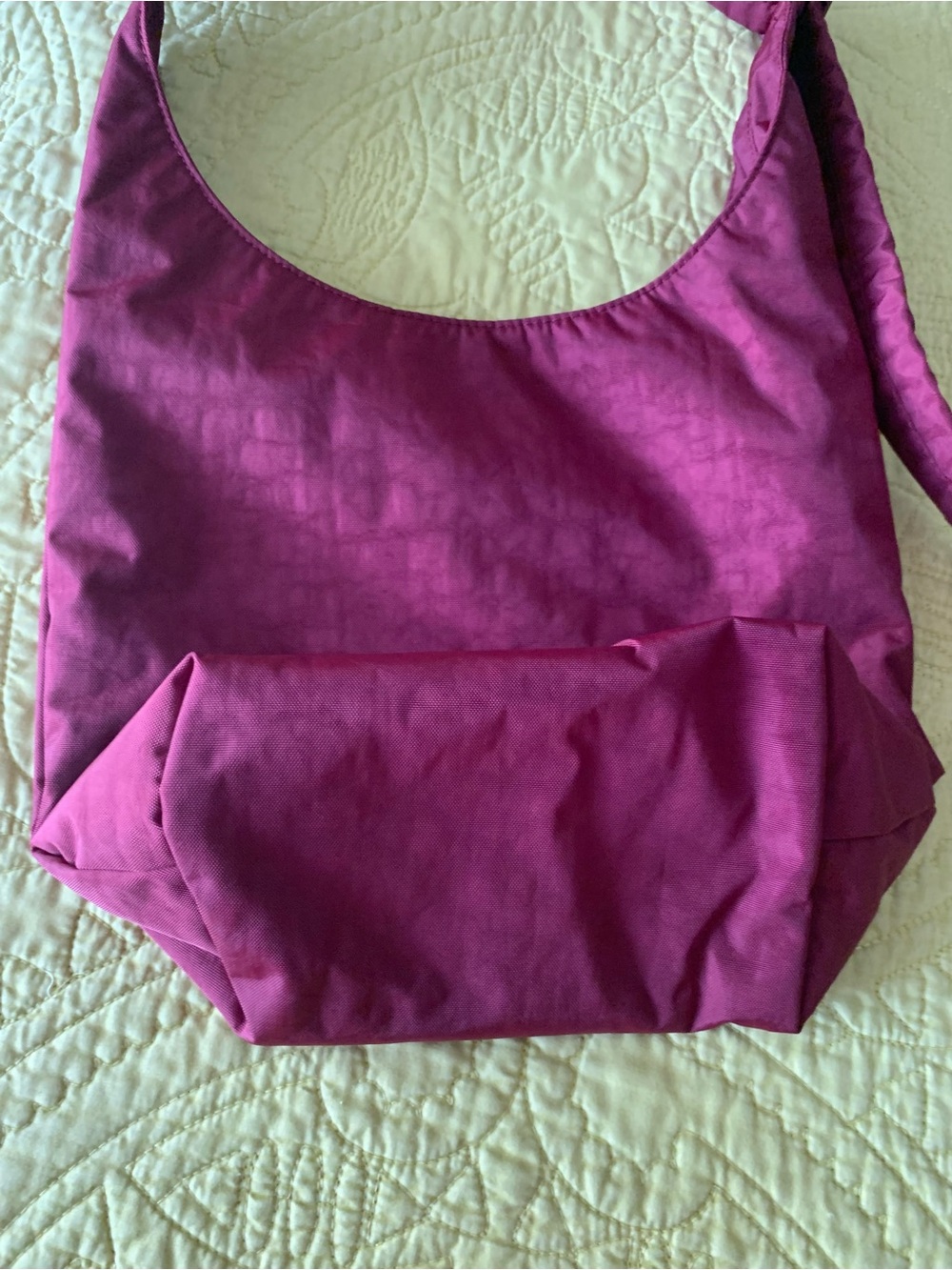 BAGGU small sling bag EUC - Picture 2 of 2